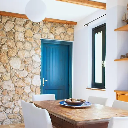 Sardinian Stone House- Beachfront * Torre Grande