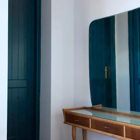 Sardinian Stone House- Beachfront Apartment Torre Grande